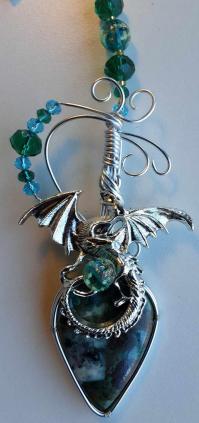 Chapelet de protection le dragon d emeraude 1